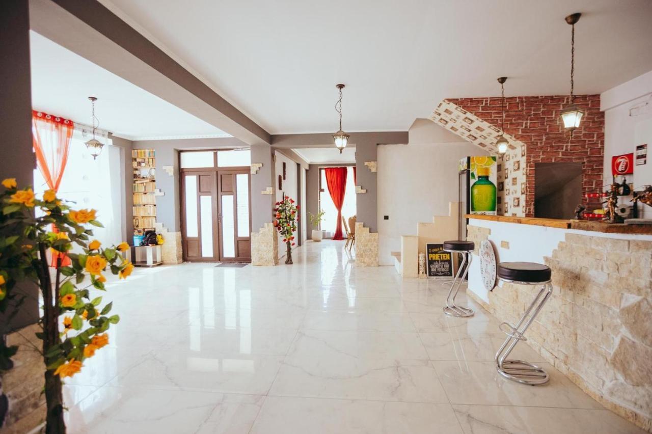 Hotel Casa Selly Tulcea Esterno foto