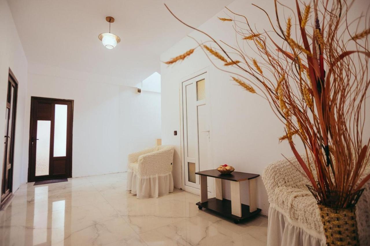 Hotel Casa Selly Tulcea Esterno foto