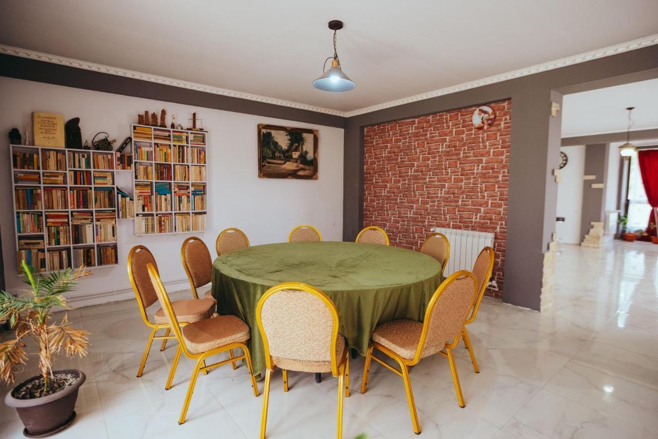Hotel Casa Selly Tulcea Esterno foto