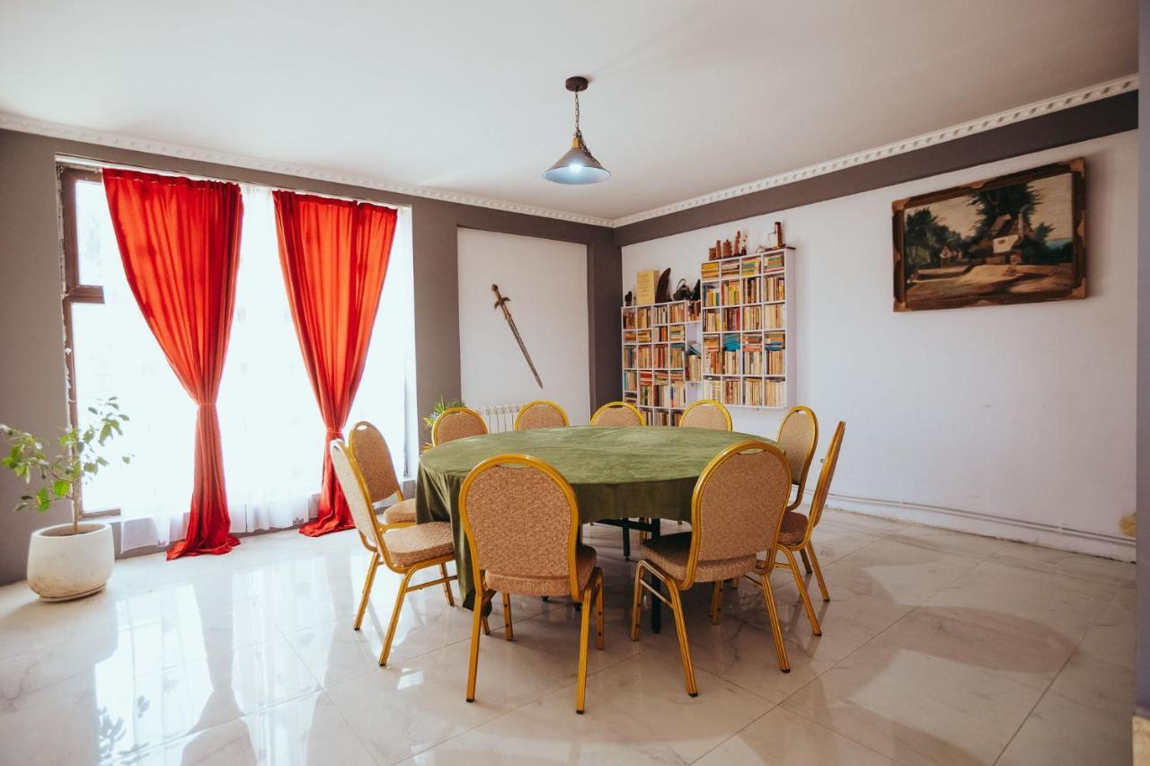 Hotel Casa Selly Tulcea Esterno foto