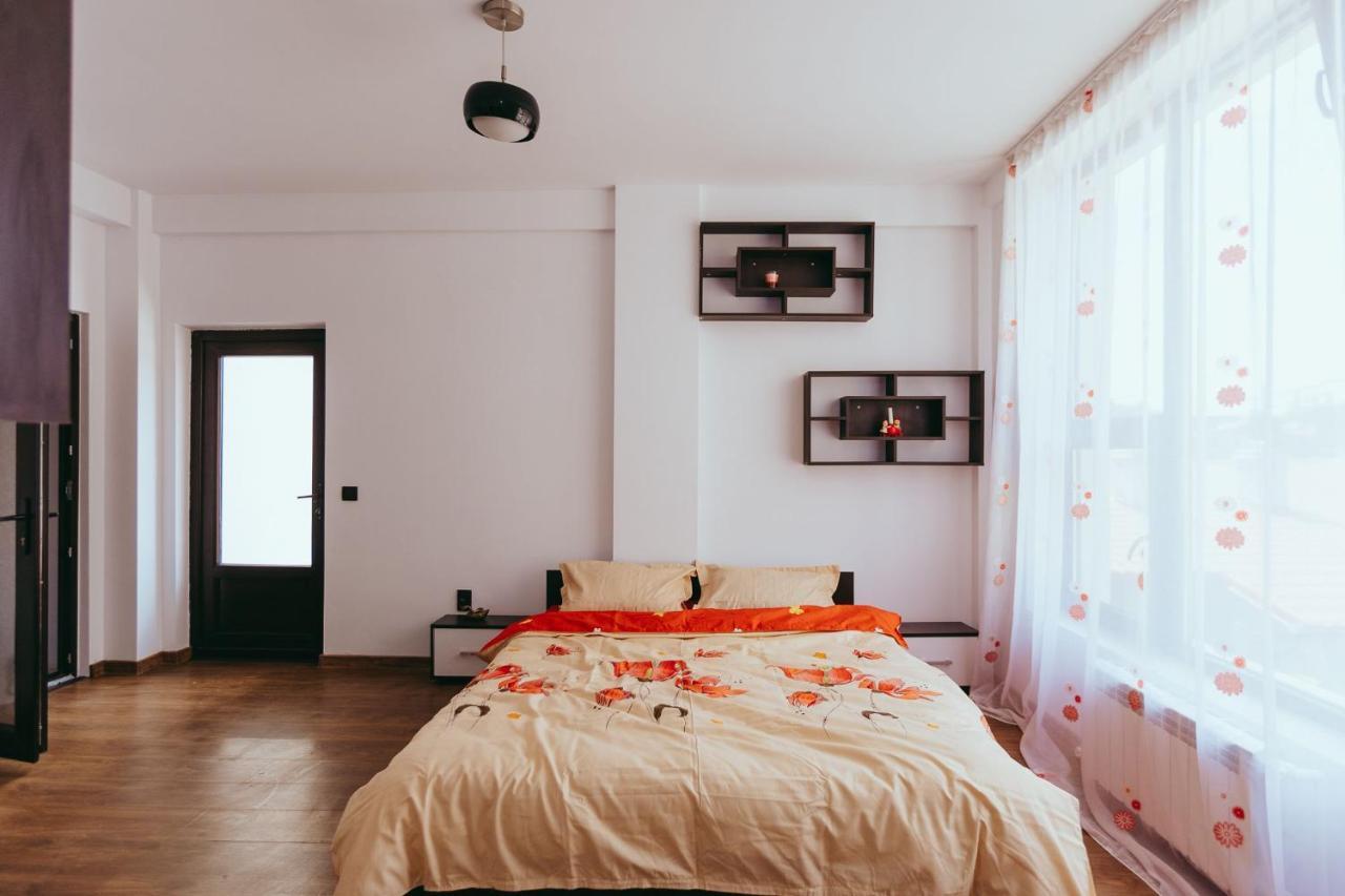 Hotel Casa Selly Tulcea Esterno foto