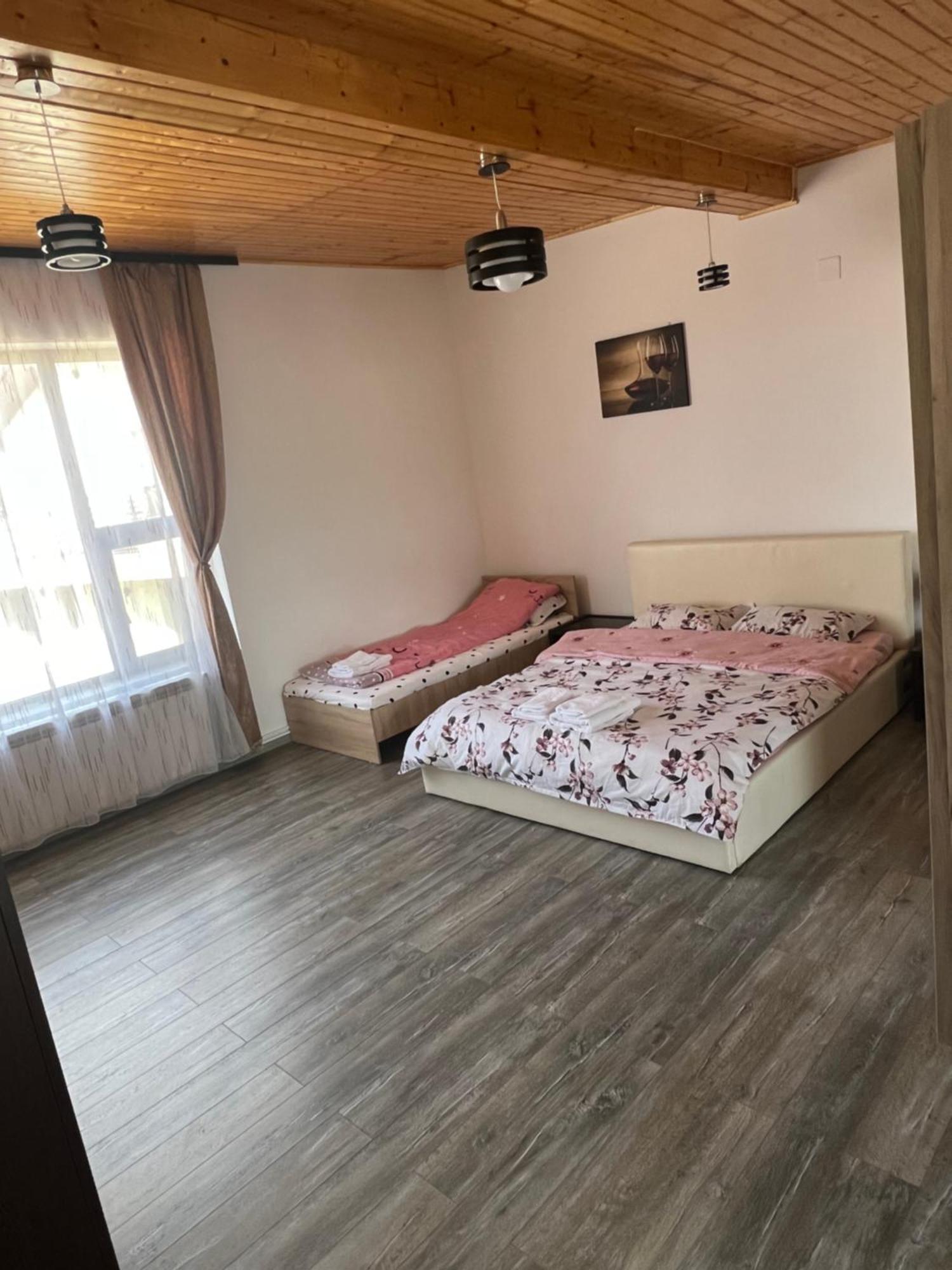 Hotel Casa Selly Tulcea Esterno foto